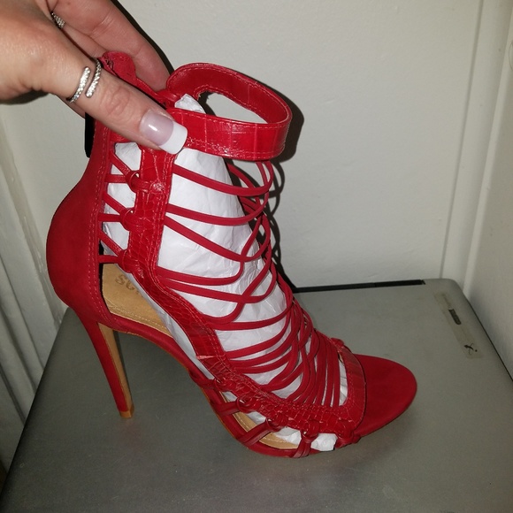 SCHUTZ Shoes - Schutz heels